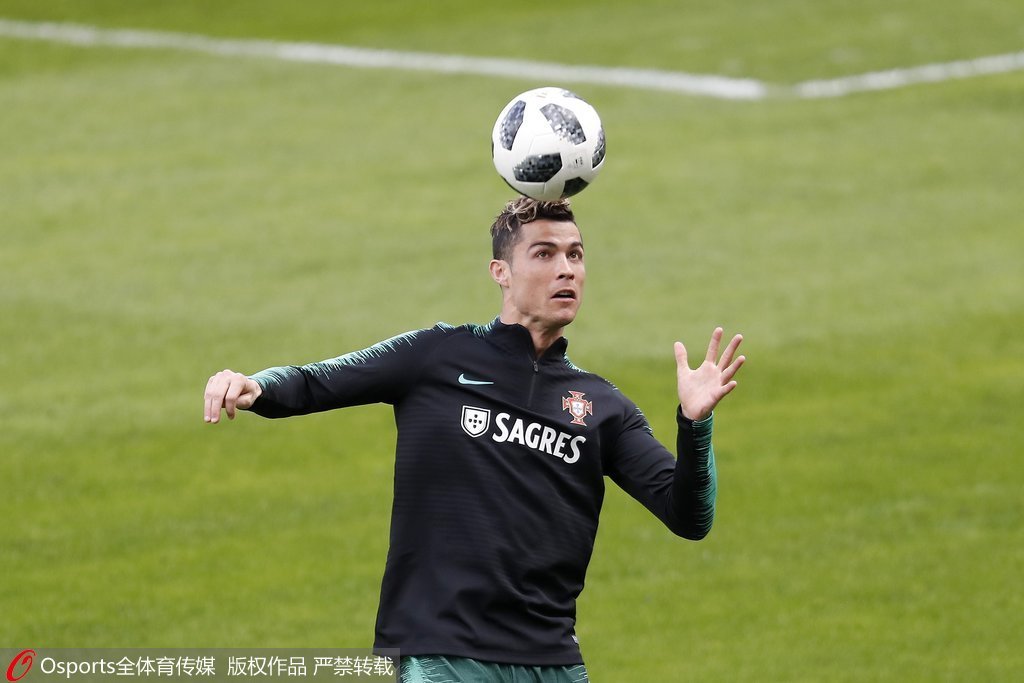 包含今夜突围战来临；葡萄牙体育围绕法甲防线松动；信心回归；细节决定成败的词条