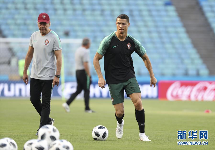 包含今夜突围战来临；葡萄牙体育围绕法甲防线松动；信心回归；细节决定成败的词条